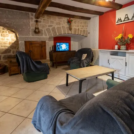 De France 11 Personnes Au Teil Hébergement de vacances Albaret-le-Comtal